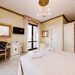 Dio Del Mare Luxury 招待所 4*